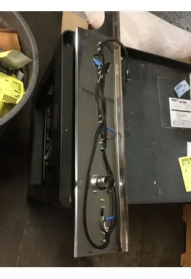 INTERNATIONAL 5500i Side Fairing