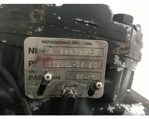 INTERNATIONAL 5600I Air Conditioner Compressor