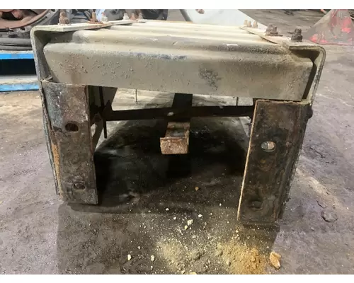 INTERNATIONAL 5600I Battery Box