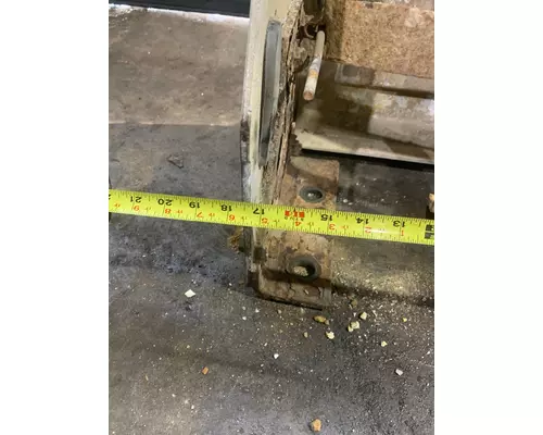 INTERNATIONAL 5600I Battery Box