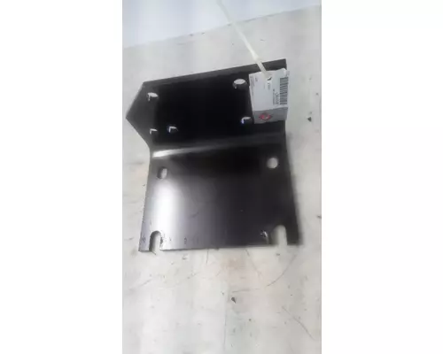INTERNATIONAL 5600I Bumper Bracket, Front