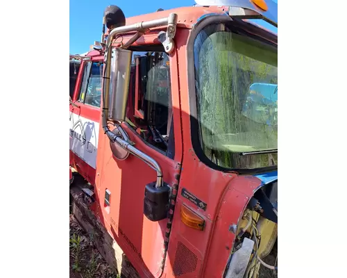 INTERNATIONAL 5600I Cab Mount