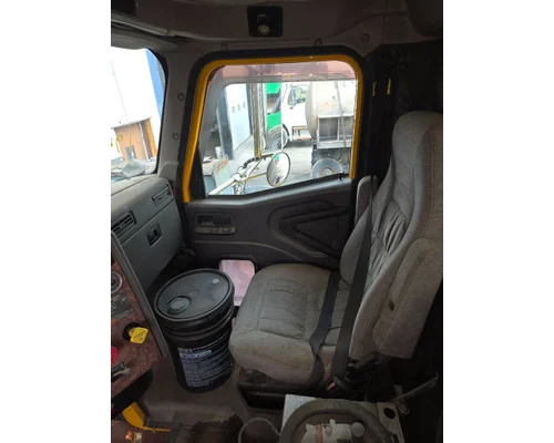 INTERNATIONAL 5600I Cab Mount