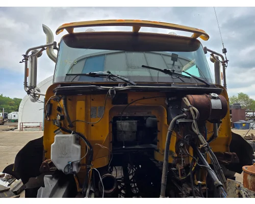 INTERNATIONAL 5600I Cab Mount