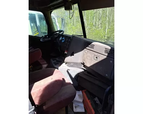 INTERNATIONAL 5600I Cab or Cab Mount