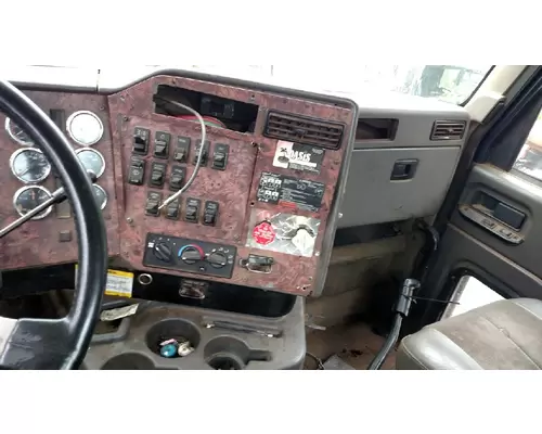 INTERNATIONAL 5600I Cab