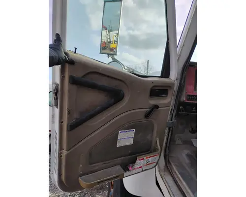 INTERNATIONAL 5600I Complete Vehicle