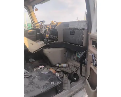 INTERNATIONAL 5600I Complete Vehicle