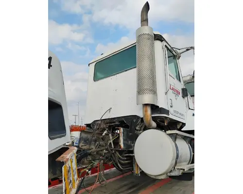 INTERNATIONAL 5600I Complete Vehicle