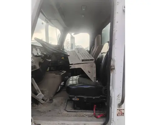 INTERNATIONAL 5600I Complete Vehicle