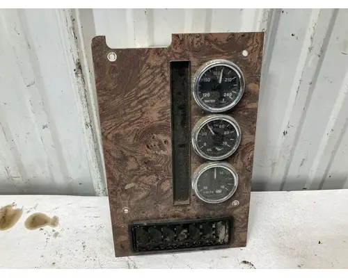 INTERNATIONAL 5600I Dash Assembly