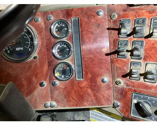 INTERNATIONAL 5600I Dash Assembly