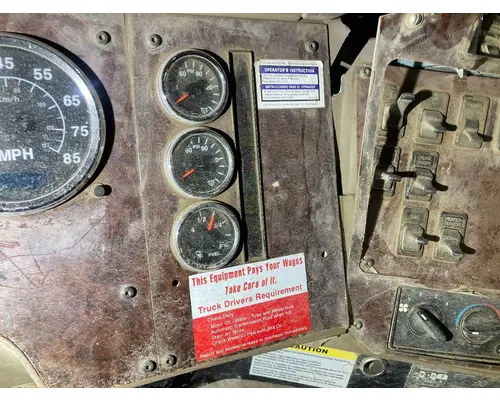 INTERNATIONAL 5600I Dash Assembly