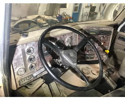 INTERNATIONAL 5600I Dash Assembly