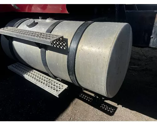 INTERNATIONAL 5600I Fuel Tank