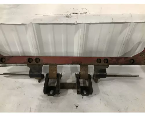 INTERNATIONAL 5600I Hood Hinge