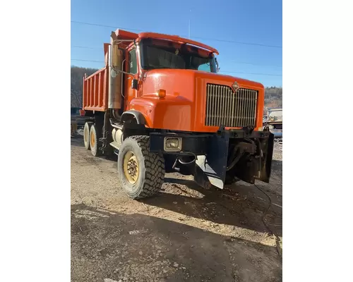 INTERNATIONAL 5600I Hood