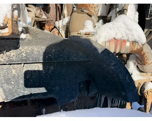 INTERNATIONAL 5600I Inner Fender