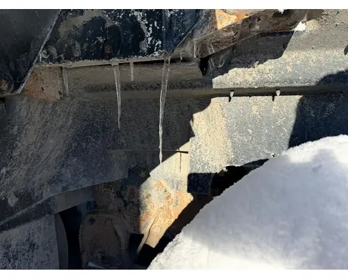 INTERNATIONAL 5600I Inner Fender