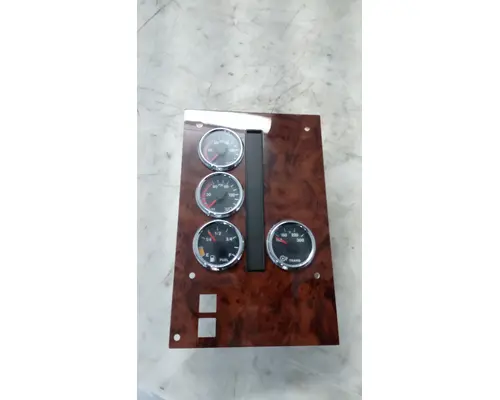 INTERNATIONAL 5600I Instrument Cluster