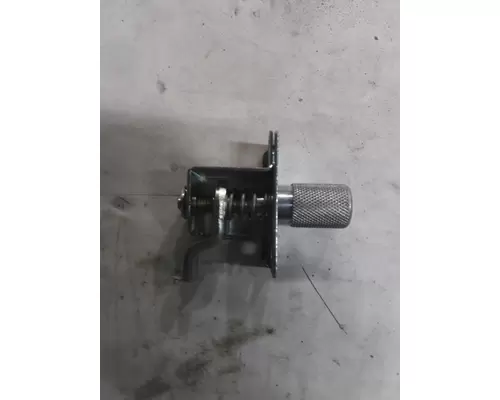 INTERNATIONAL 5600I Latches and Locks