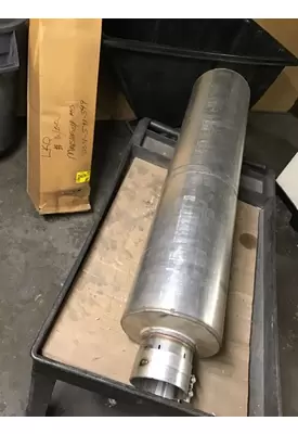 INTERNATIONAL 5600I Muffler
