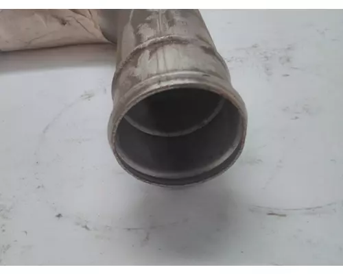 INTERNATIONAL 5600I Radiator pipe