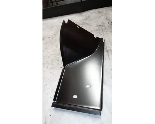 INTERNATIONAL 5600I Side Fairing