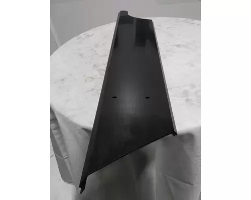 INTERNATIONAL 5600I Side Fairing