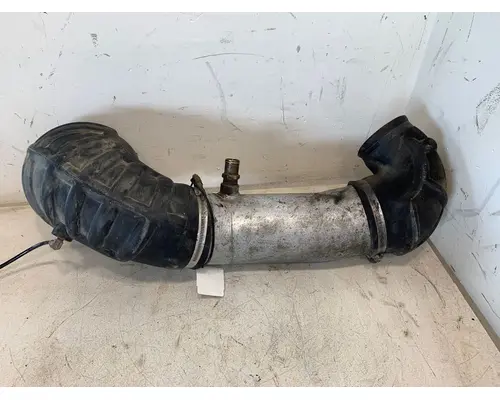 INTERNATIONAL 5600 Intake Manifold