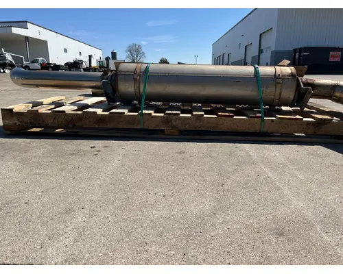 INTERNATIONAL 5600 Muffler