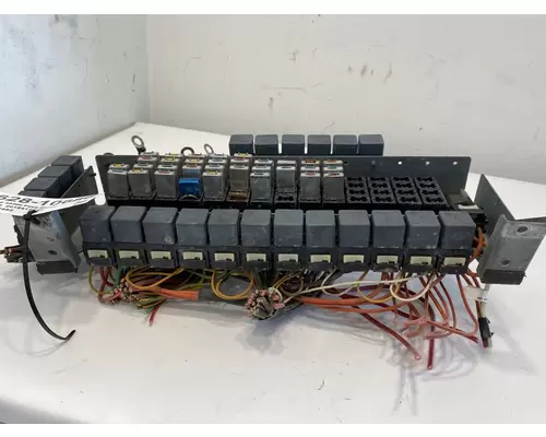 INTERNATIONAL 5600i Fuse Box