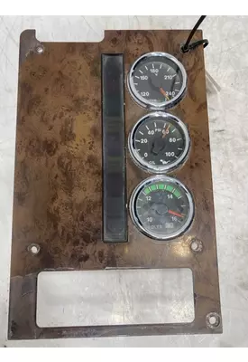 INTERNATIONAL 5600i Gauge Panel