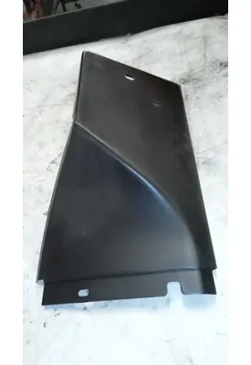 INTERNATIONAL 5600i Side Fairing