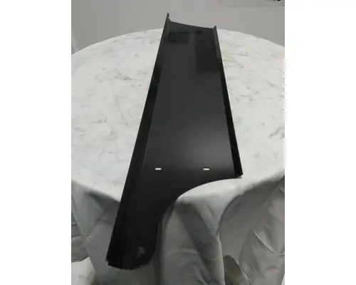 INTERNATIONAL 5600i Side Fairing