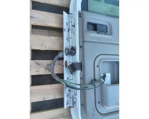 INTERNATIONAL 5900I 2001-2017 DOOR ASSEMBLY, FRONT