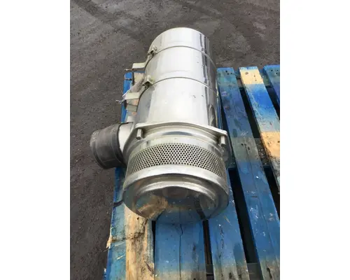 INTERNATIONAL 5900I Air Cleaner