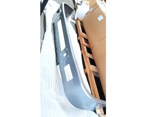 INTERNATIONAL 5900I Bumper Assembly, Front