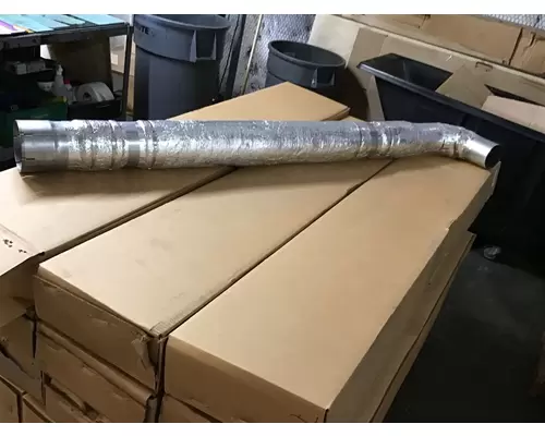 INTERNATIONAL 5900I Exhaust Pipe