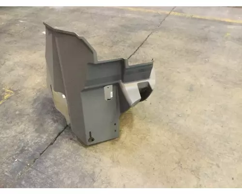 INTERNATIONAL 5900I Fender Extension