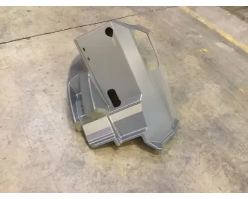 INTERNATIONAL 5900I Fender Extension