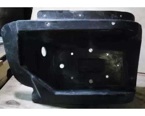 INTERNATIONAL 5900I Headlight Bucket