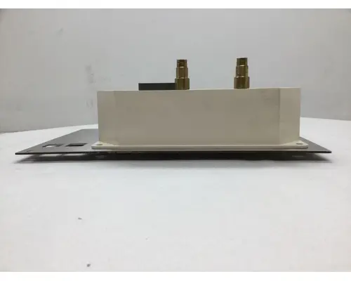 INTERNATIONAL 5900I Instrument Cluster