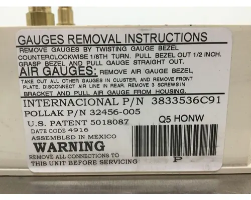 INTERNATIONAL 5900I Instrument Cluster