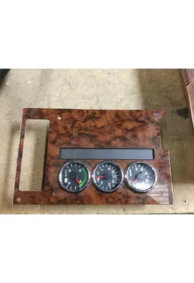 INTERNATIONAL 5900I Instrument Cluster