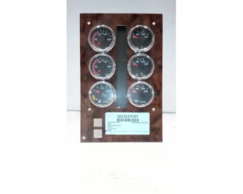INTERNATIONAL 5900I Instrument Cluster