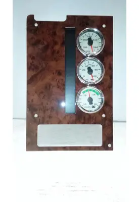 INTERNATIONAL 5900I Instrument Cluster