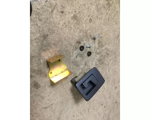 INTERNATIONAL 5900I Latches and Locks