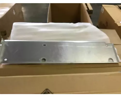 INTERNATIONAL 5900I Muffler Shield