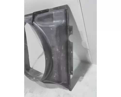 INTERNATIONAL 5900I Radiator Shroud